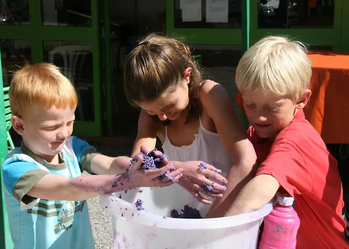 Camping Les Eaux Chaudes