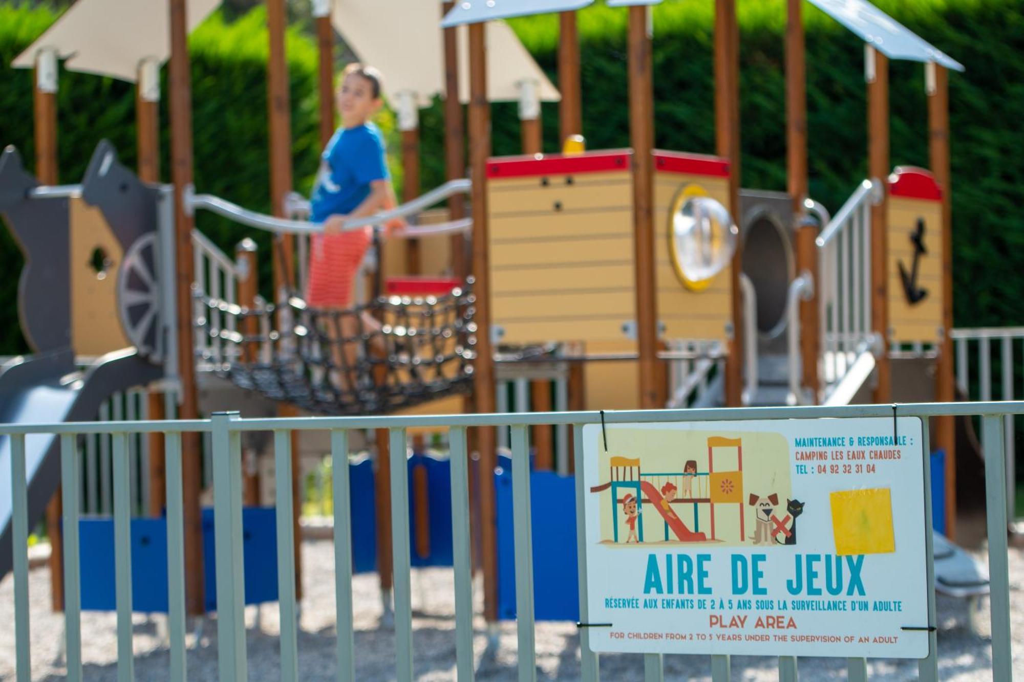 Campsite Les Eaux Chaudes Digne-les-Bains