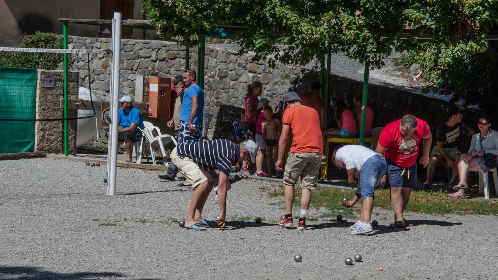 Camping Les Eaux Chaudes Digne-les-Bains